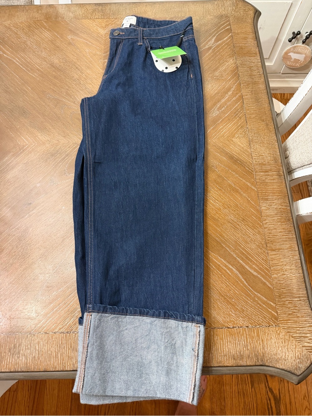 kate spade dark blue denim crop jeans  with contrast stitching - Picture 2 of 4